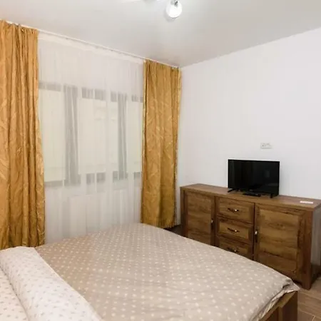 公寓 Apartament Miraj