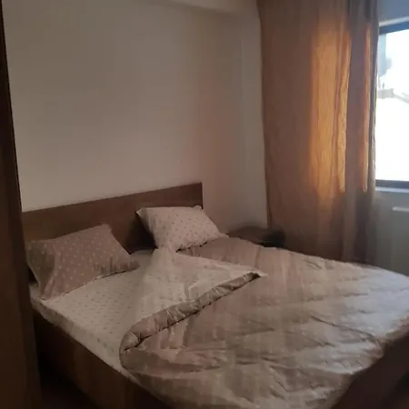 公寓 Apartament Miraj